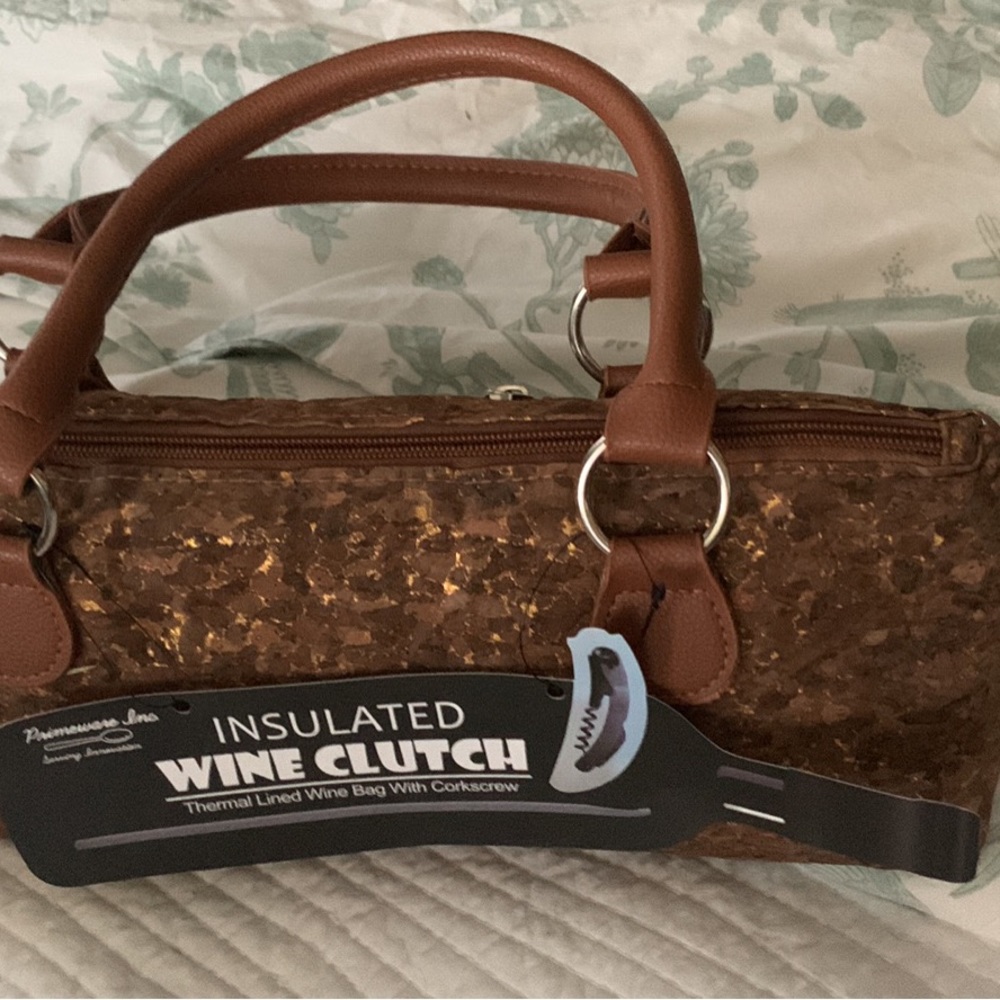 Nwt insulated wine clutch bag in brown gold